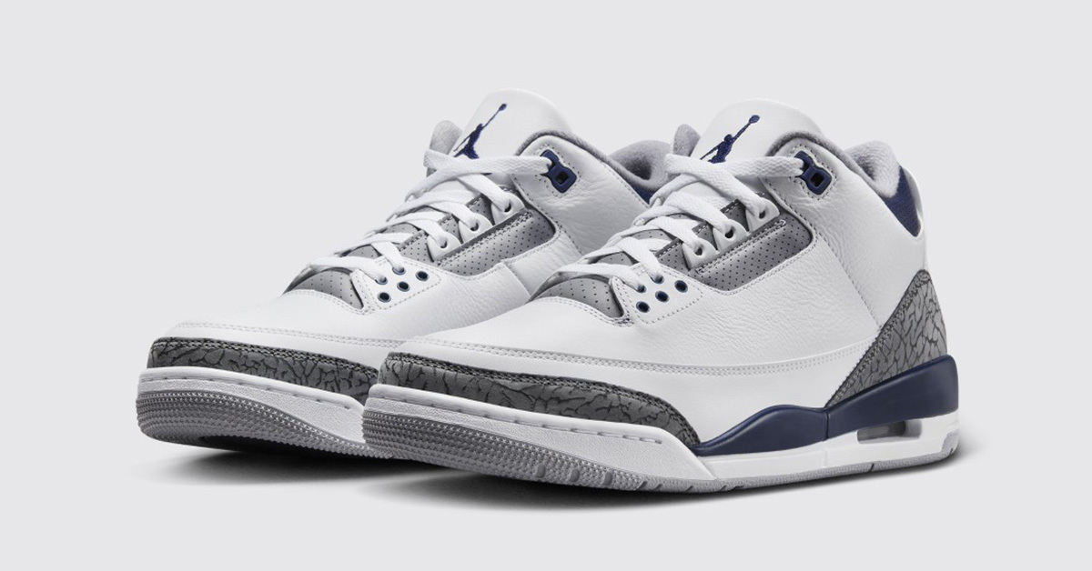 Für 2024 ist ein Air blackspark jordan 3 „Midnight Navy“ geplant